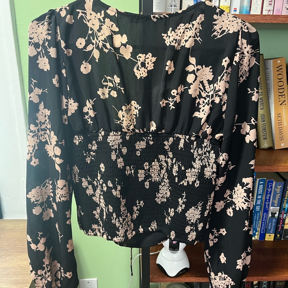 Floral Blouse - Picture 2 of 3